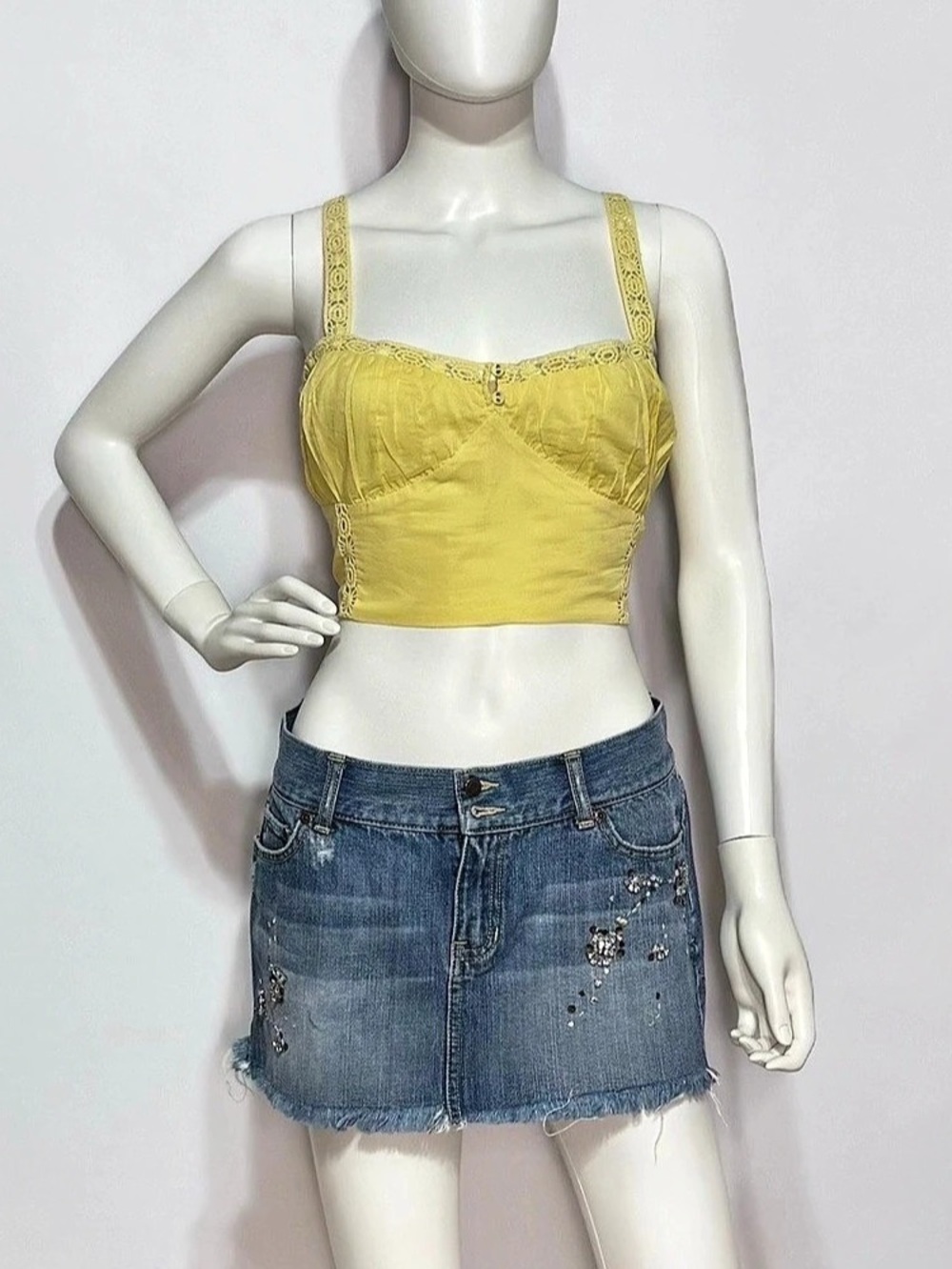 NWOT Secret Mission Yellow Lace Trim Corset Top with a Zip Adjustable Straps -M